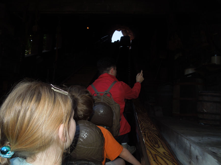 Disneyland Splash Mountain Ride Pictures